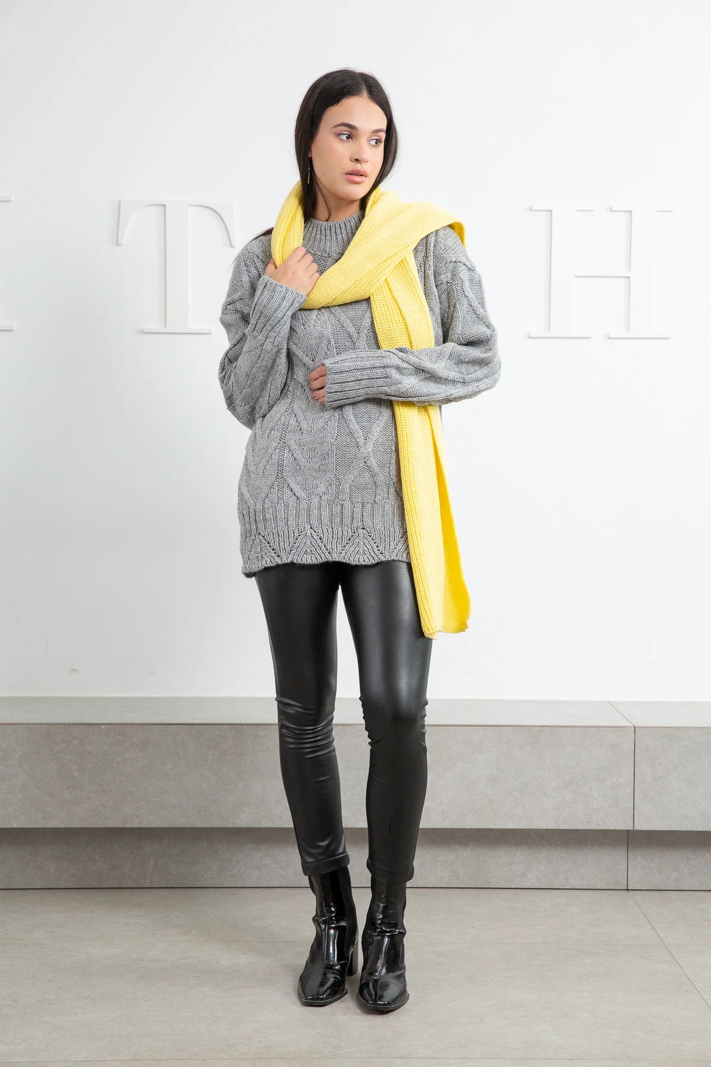 Cozy Knit Scarf - Yellow