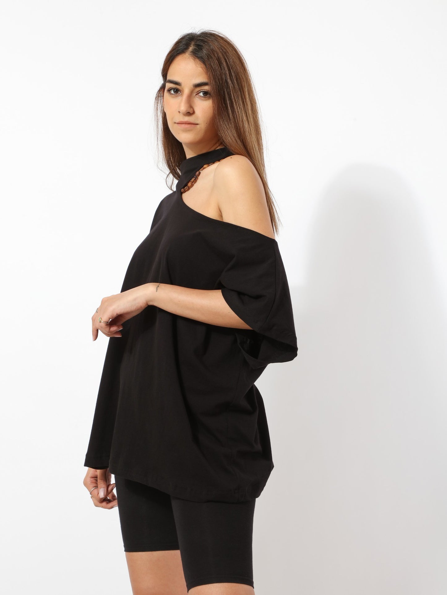 Top - Cut-Out Shoulder - Black