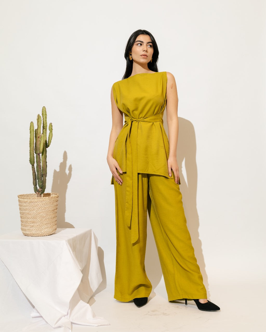 The Earthy Belted Set-Lime