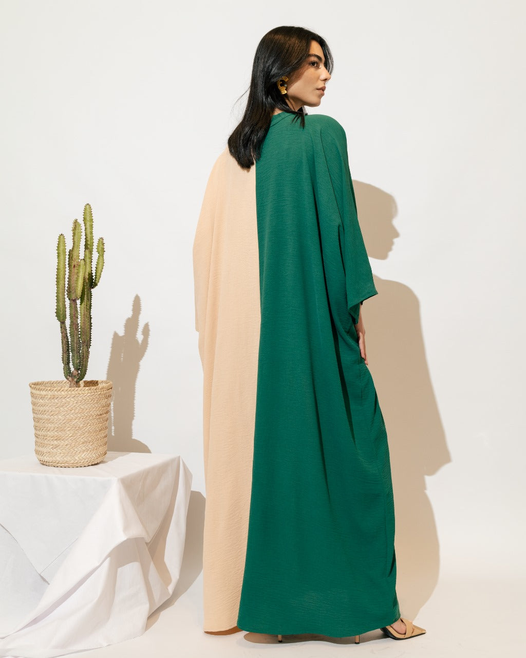 Bi-Tone Abaya - Beige & Green