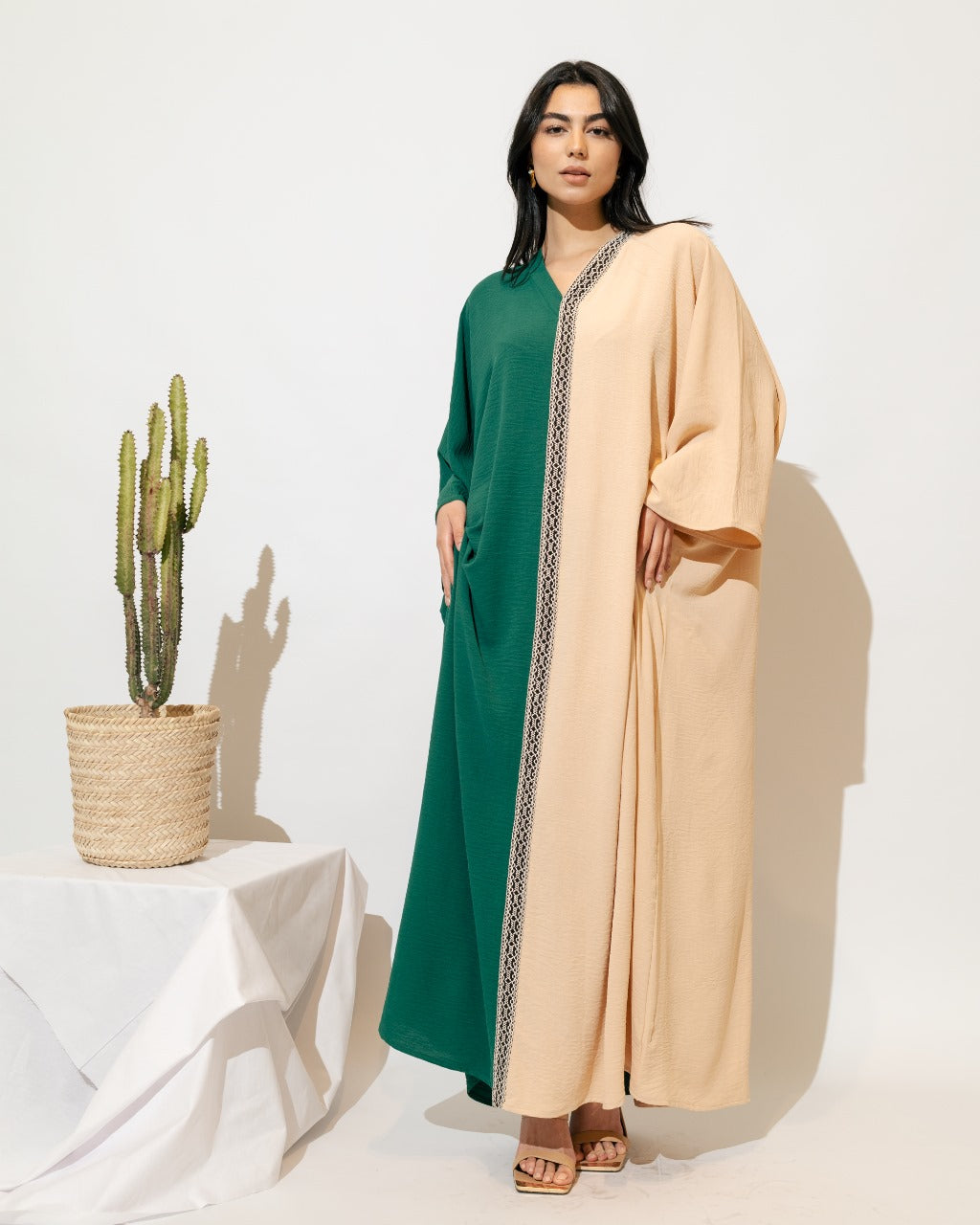 Bi-Tone Abaya - Beige & Green