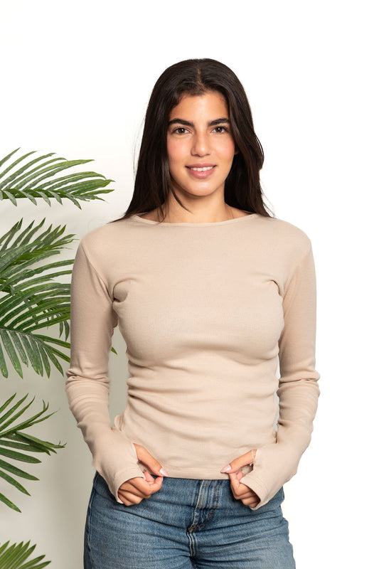 Thumb hole detail ribbed top